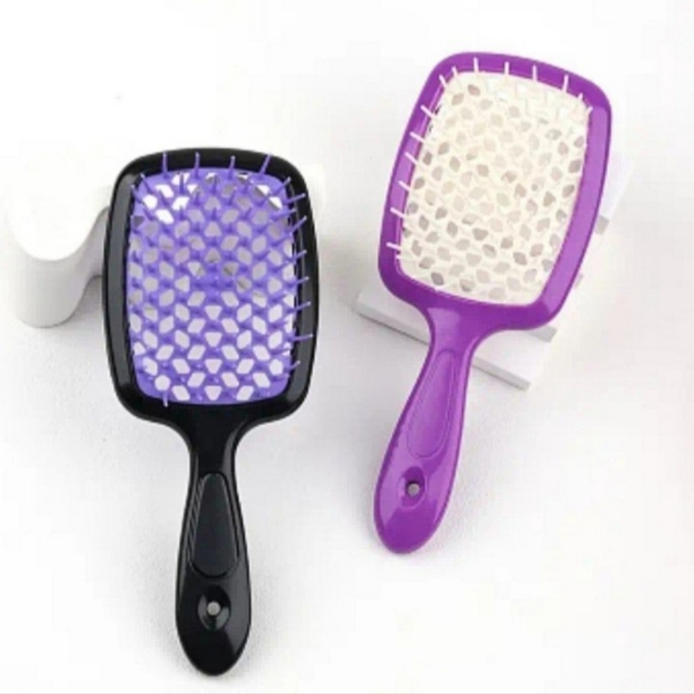 New! 2 piece Scalp massaging hairbrushes, Great for detangling!